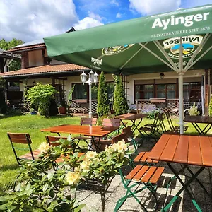 Hotel-restaurant Zum Hirschhaus Inklusiv Chiemgaukarte Hotel